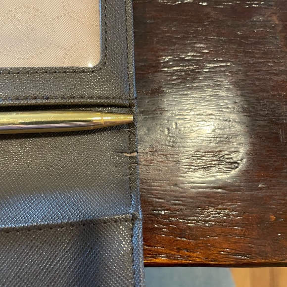 Michale Kors Jet Set Logo Tri Fold checkbook wallet - Picture 6 of 10